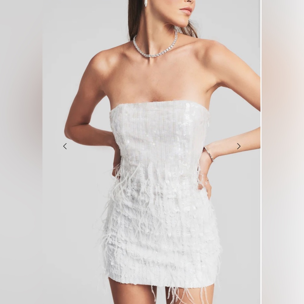 Retrofete White Strapless Feathered Mini Dress